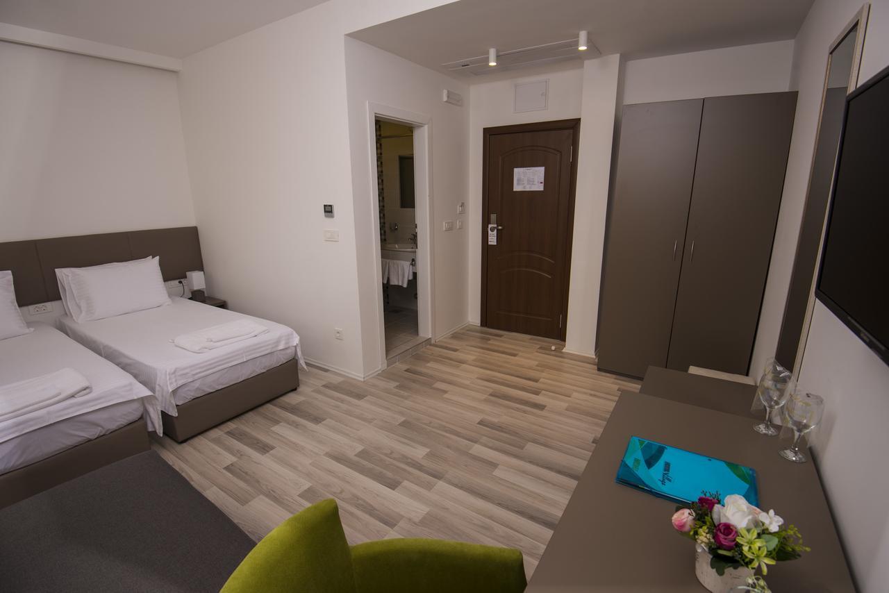 Hotel Village 奥赫里德 外观 照片
